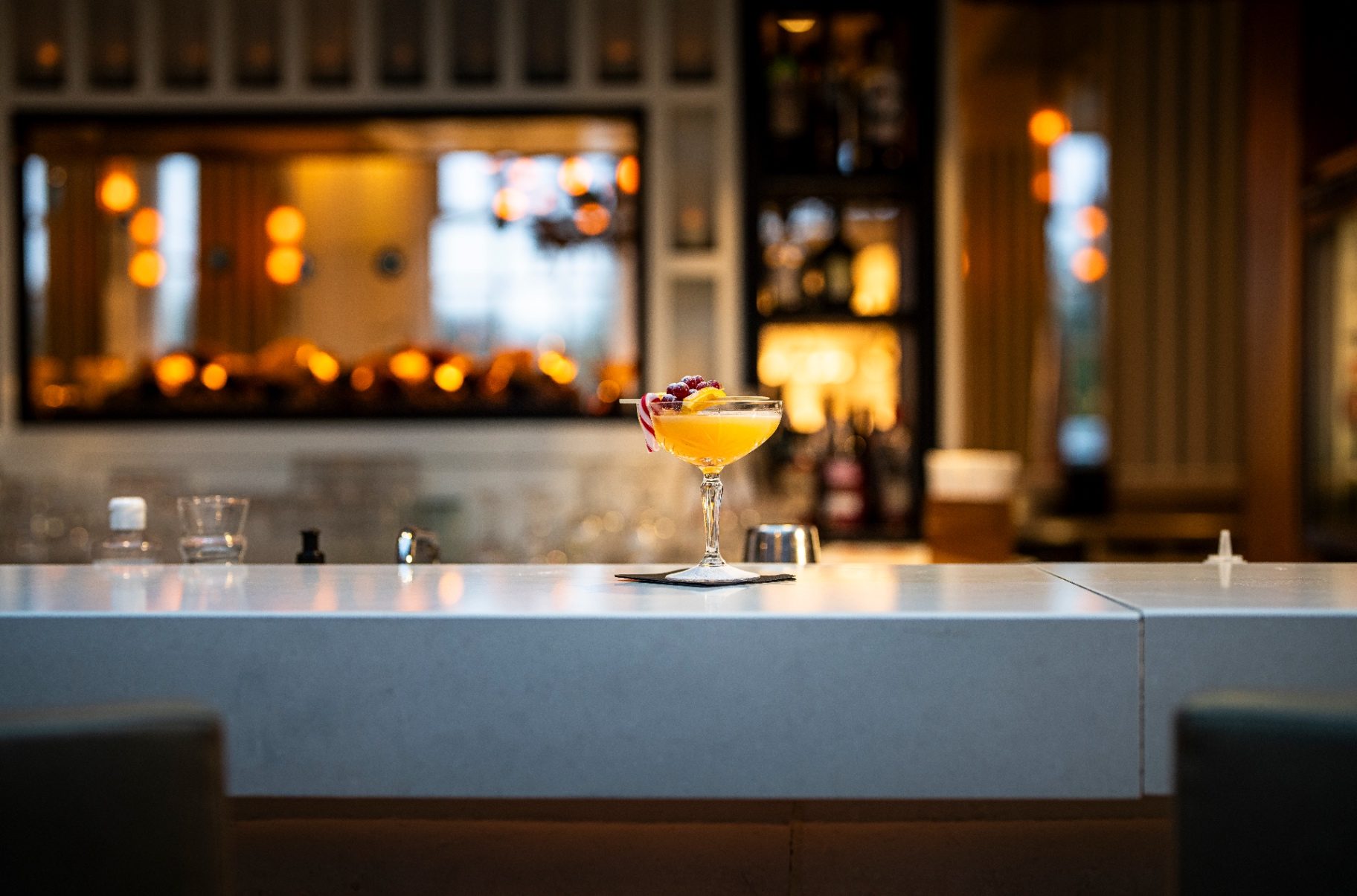 Cocktail dressé au bar, photographie pour un lieu de réception